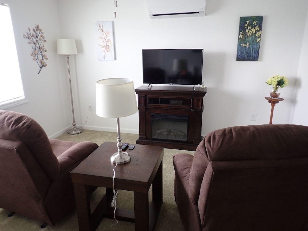 Suite, Ensuite (Room 202 - Vicki's Suite)