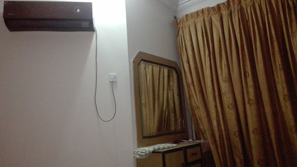 Standard Double Room - Photo 2