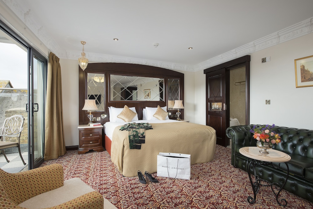 Superior Double or Twin Room (Blenheim Junior Suite) photo 2