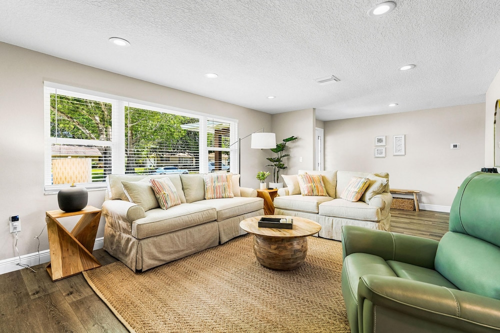 House, Accessible photo 3