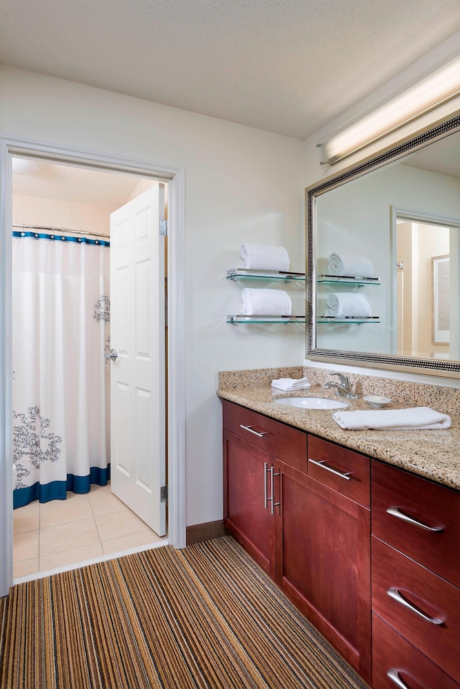 Suite, 1 Bedroom, Non Smoking - Photo 9