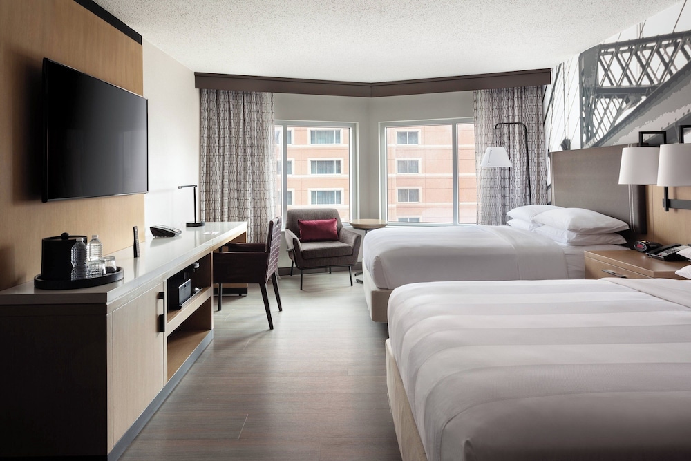 Room, 2 Queen Beds - Photo 1