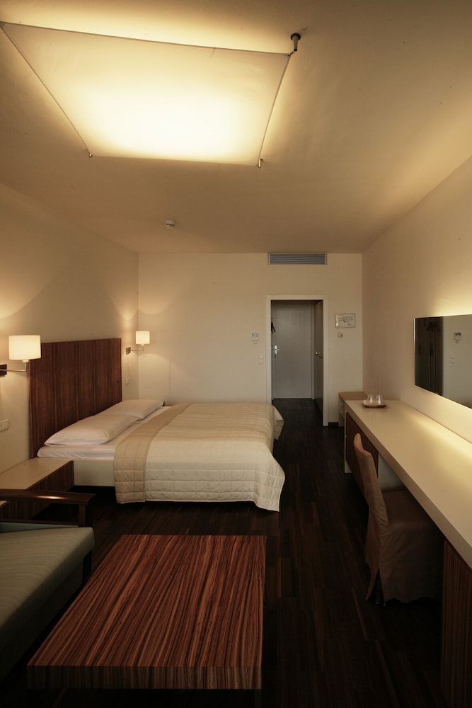 Double Room, Balcony, Lake View (Attila ADSS) photo 3