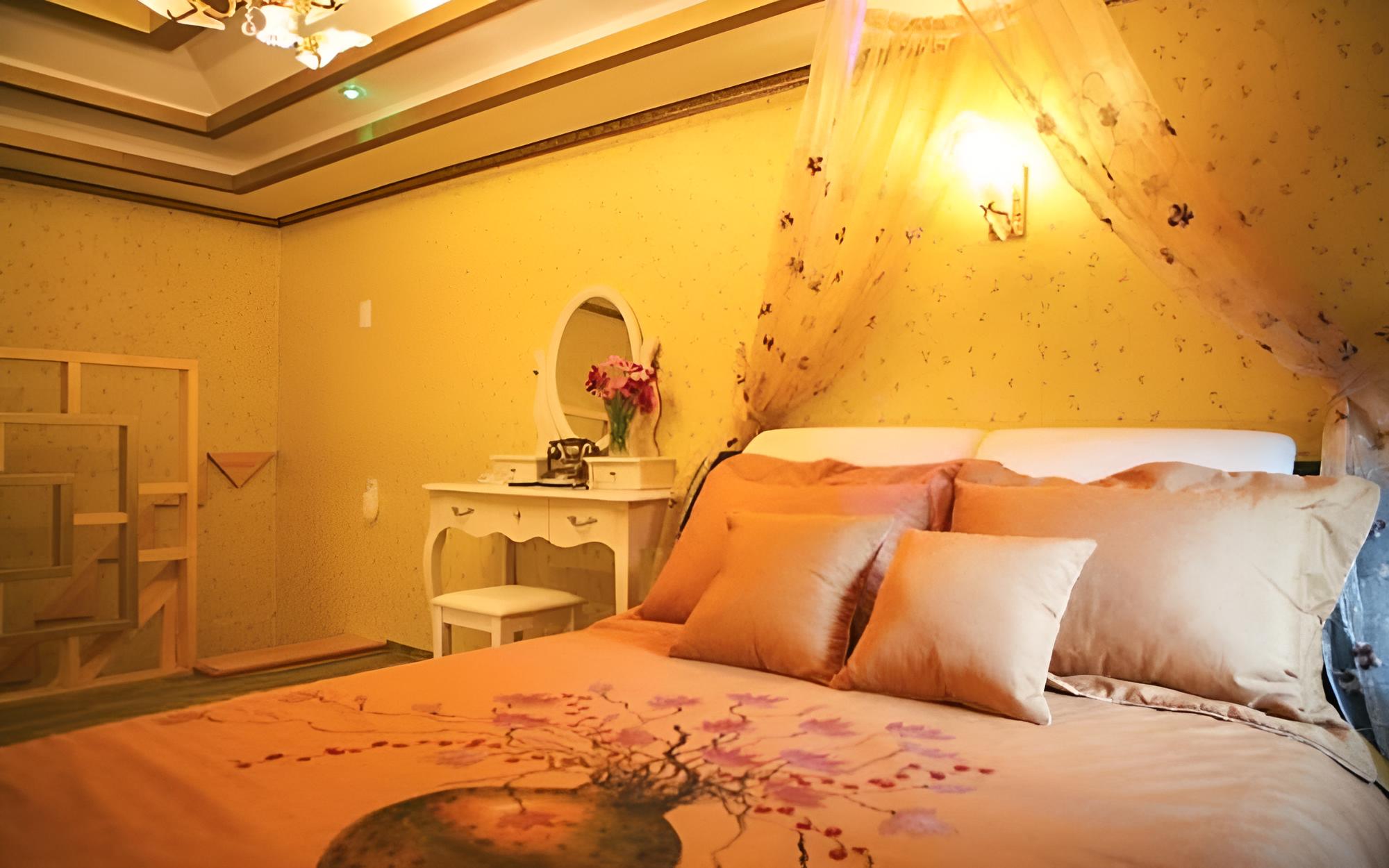 Room (Hobby) photo 1