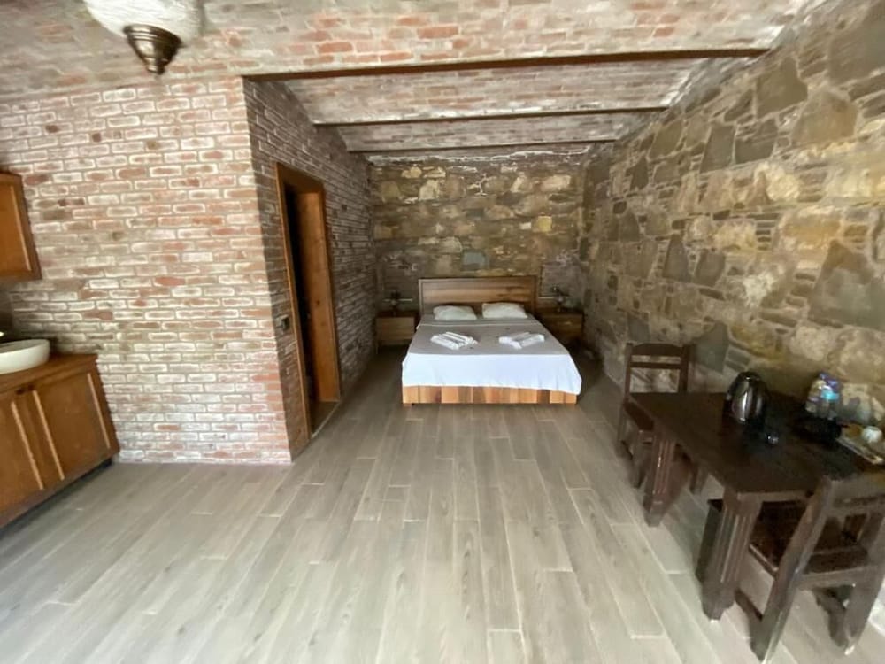 Deluxe Triple Room, Mountain View photo 1
