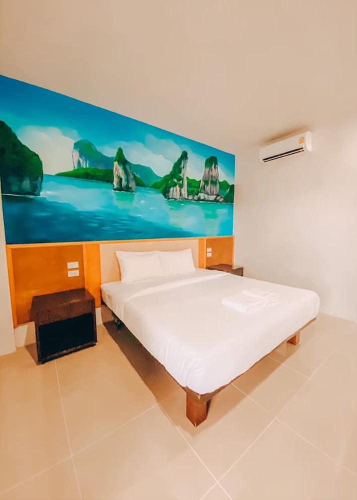 Standard Double Room - Photo 8