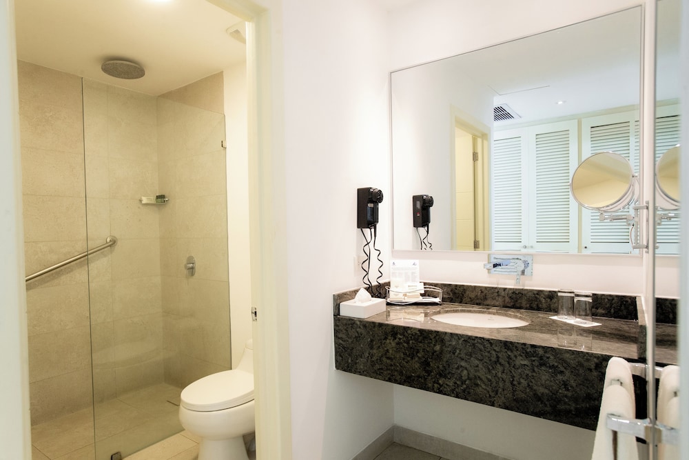 Double Room, Oceanfront photo 2