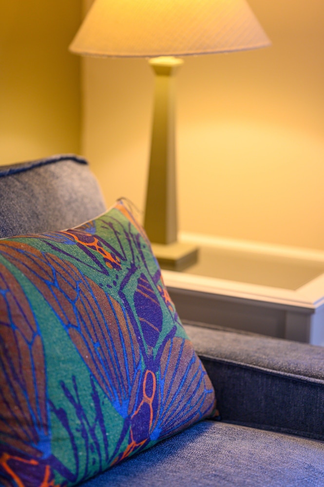 Junior Studio Suite, 1 King Bed with Sofa bed, Fireplace, Mountain View (Mt. Mansfield) photo 2