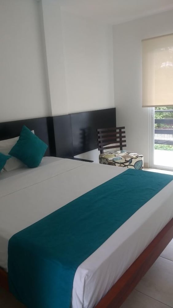 Double Room, 1 Queen Bed, Garden View photo 1
