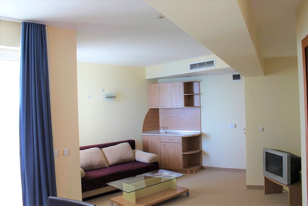 Deluxe Apartment, 1 Bedroom, Sea View photo 3