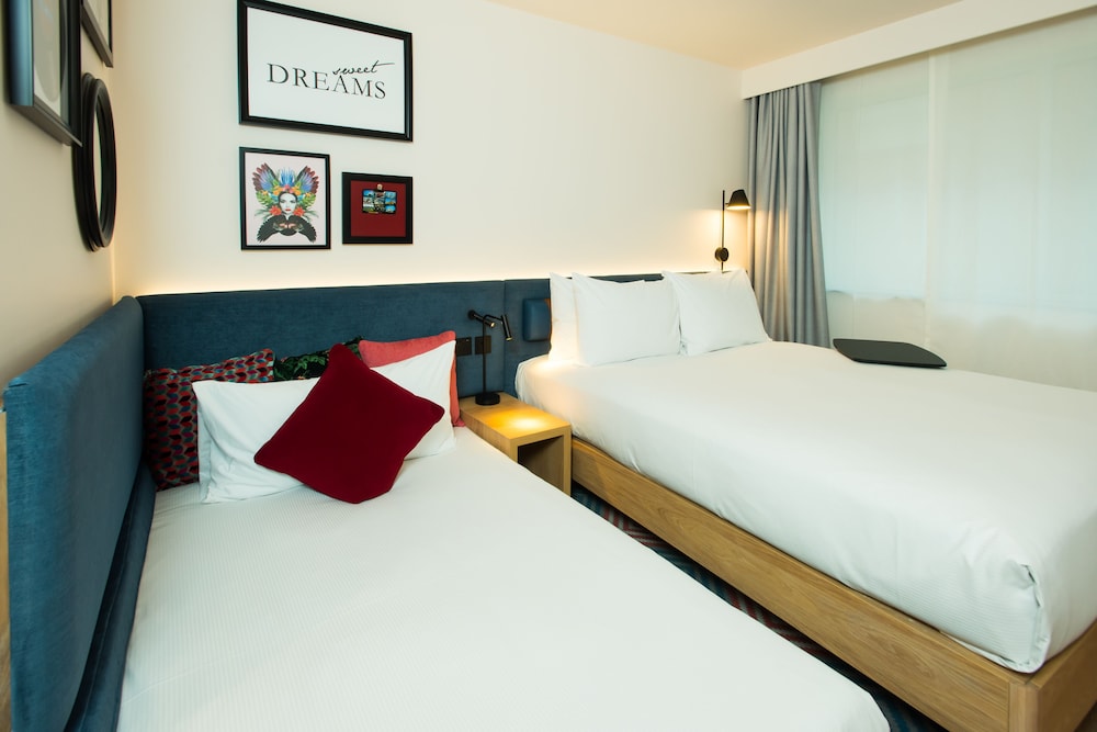 Room, 1 King Bed With Sofa Bed