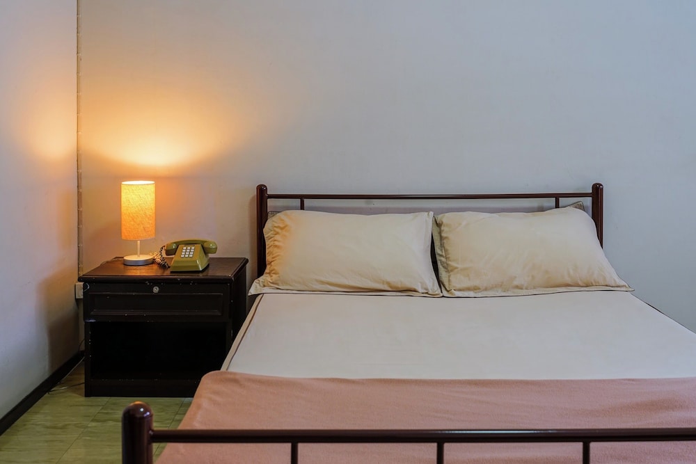 Economy Double Room photo 2