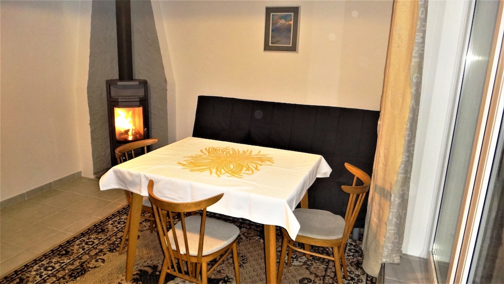 Cottage photo 2