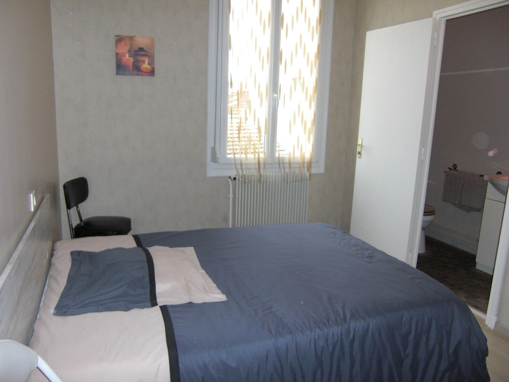 Double Room - Photo 1