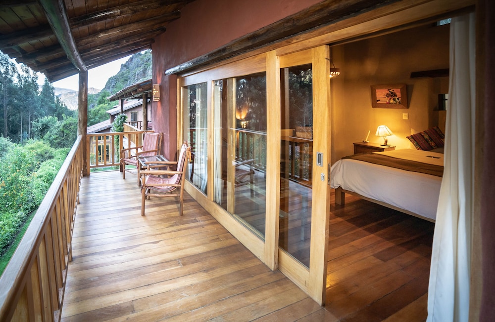 SUITE photo 2