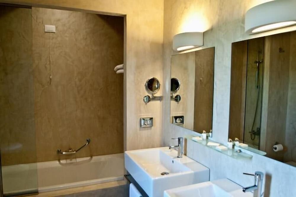 Premium Suite, Terrace photo 2