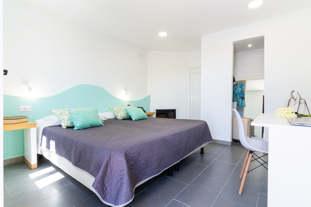 Superior Room - Photo 10