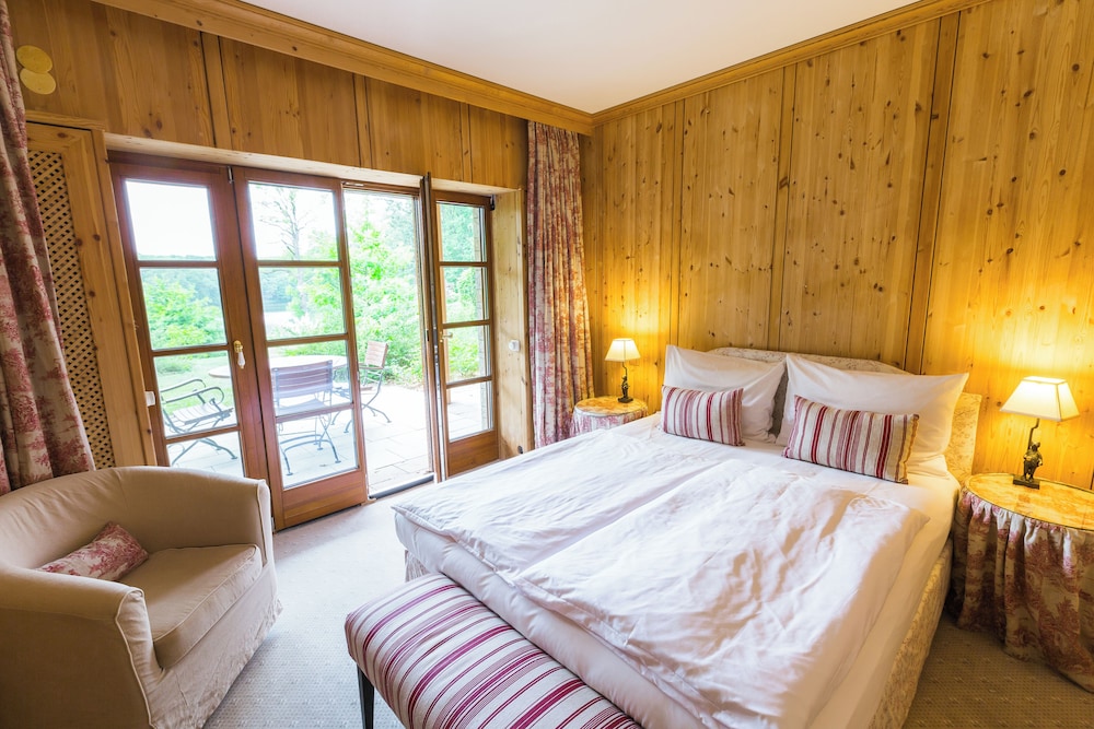 Family Suite, Lake View photo 2