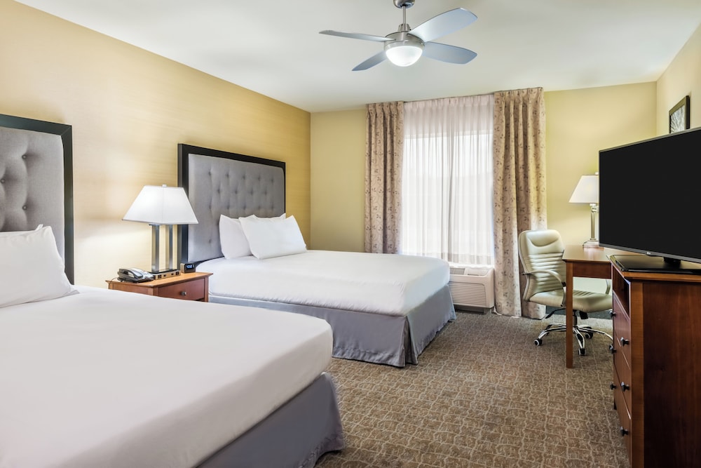 Suite (2 QUEEN BEDROOM) - Photo 1