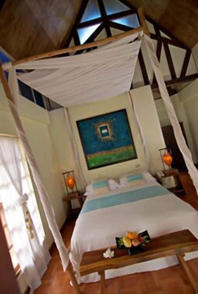Honeymoon Villa, 1 King Bed photo 2