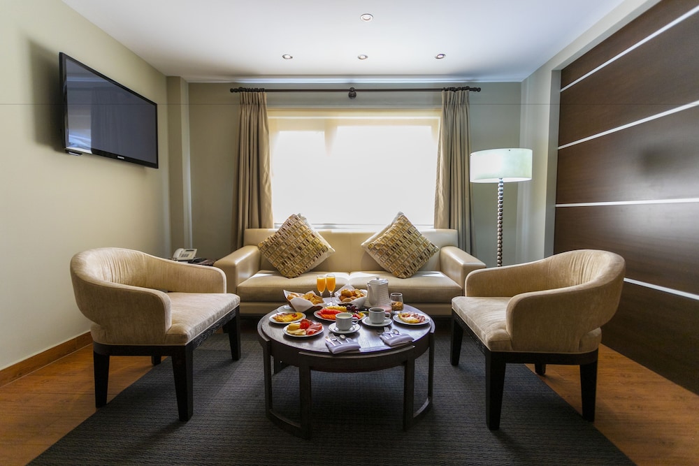 Presidential Suite photo 3