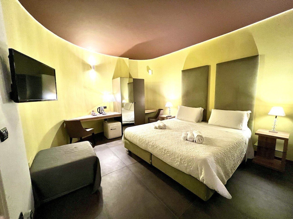 Deluxe Double or Twin Room photo 1