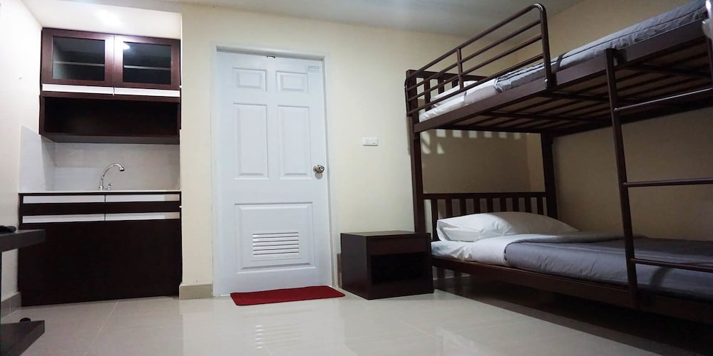 Quadruple Room photo 2