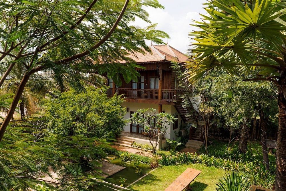 Four-Bedroom Villa Private Pool