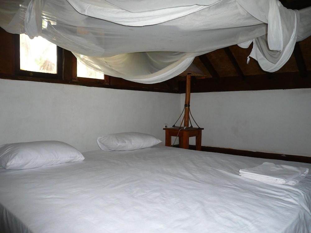 Family Cottage, Partial Ocean View