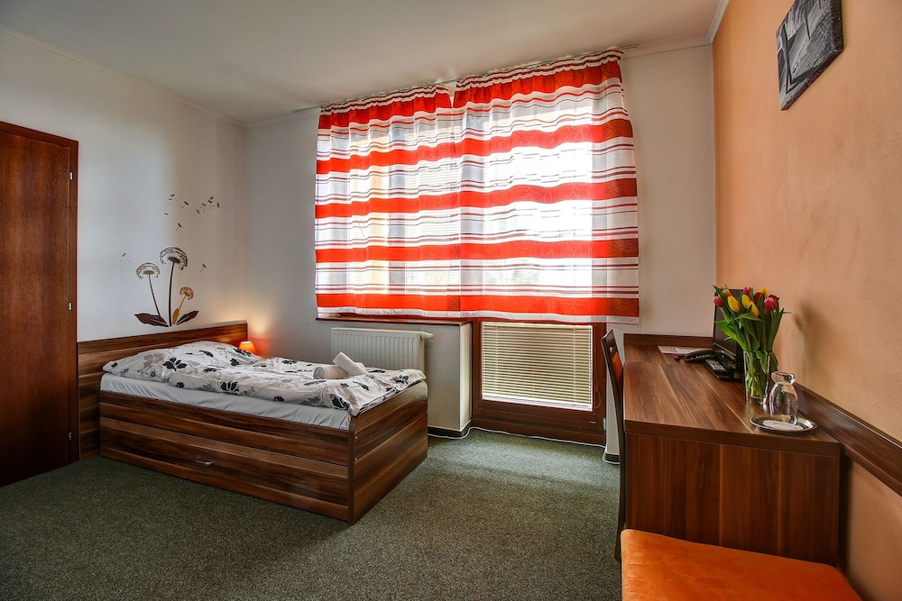 Standard Single Room, Valley View photo 1