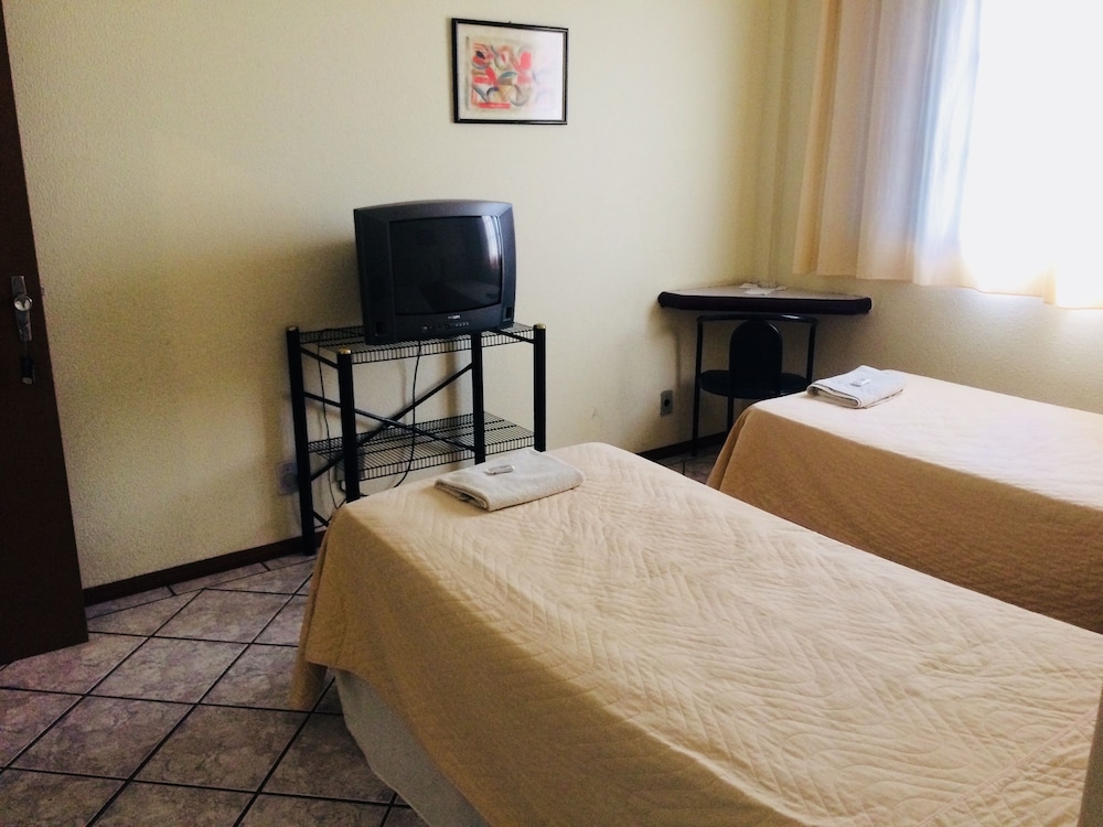 Standard Twin Room photo 1