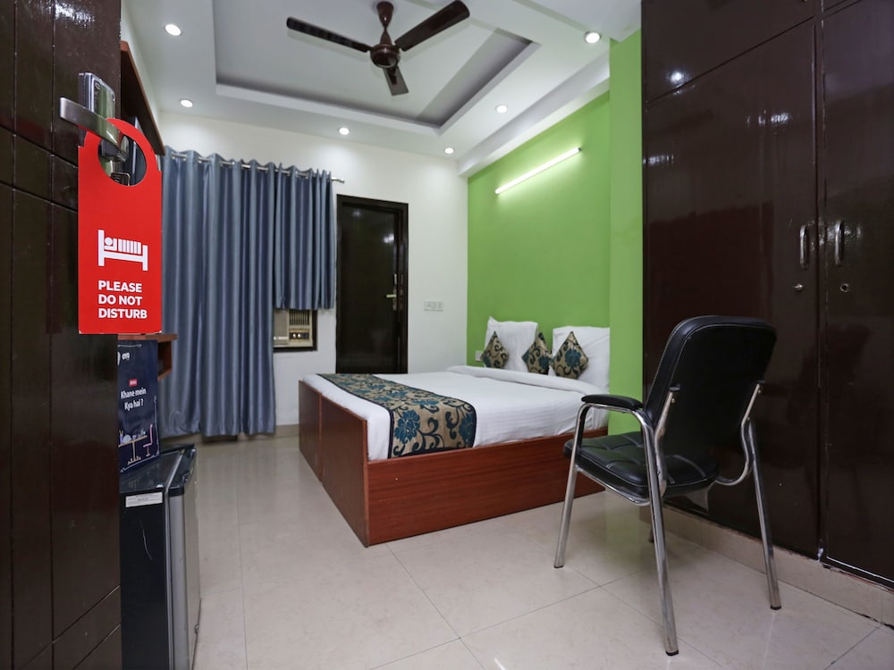 Double Room, 1 Queen Bed