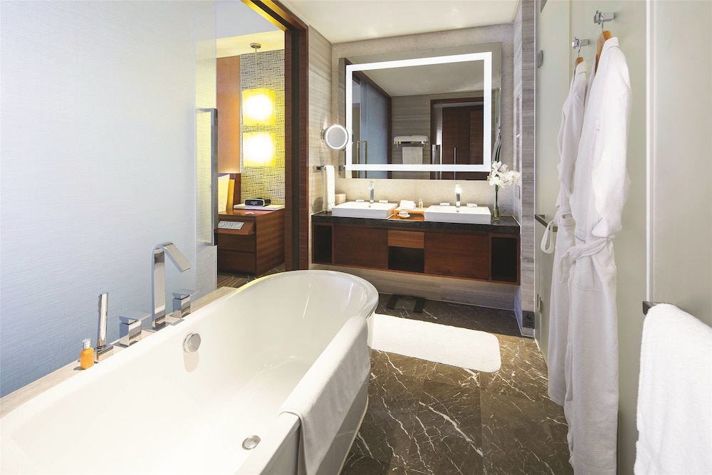 Premier Room, Sea View - Photo 5