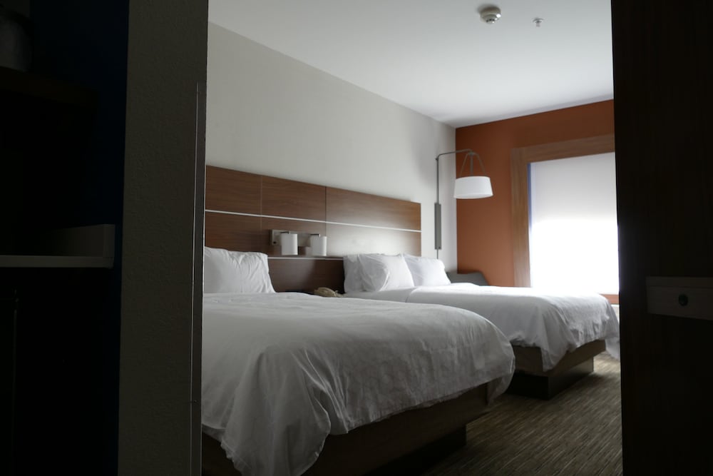 Standard Room, 2 Queen Beds, Accessible (Communication, Accessible Tub) - Photo 3