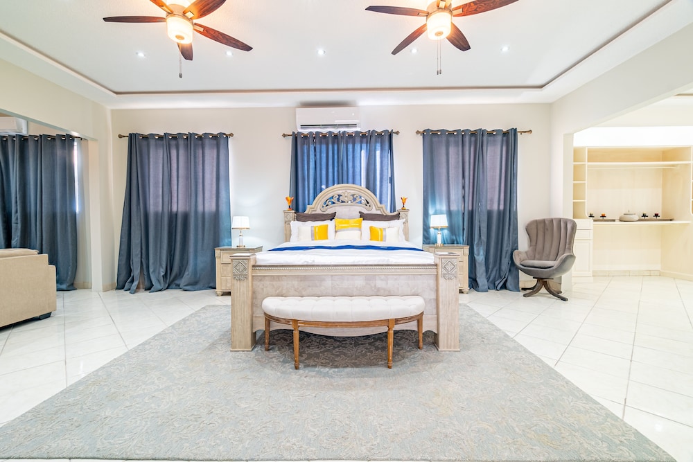 Superior Double Room Single Use photo 1