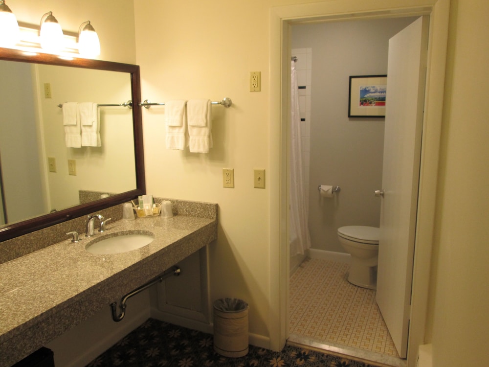 Standard Room, Multiple Beds, Annex Motel Building - Photo 2