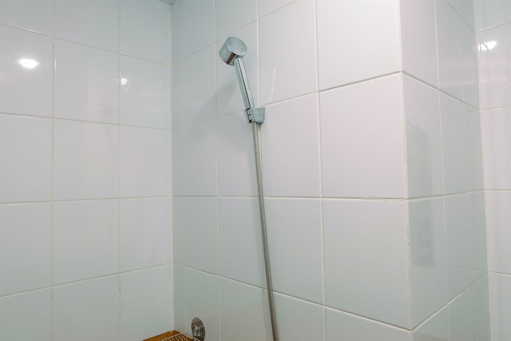 Room - Photo 14