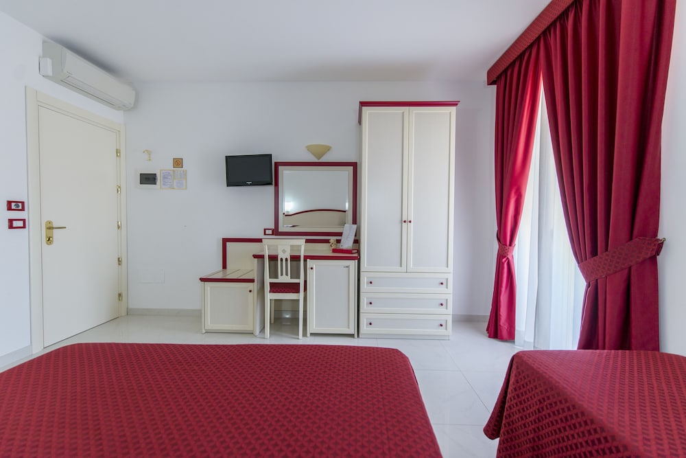 Family Triple Room