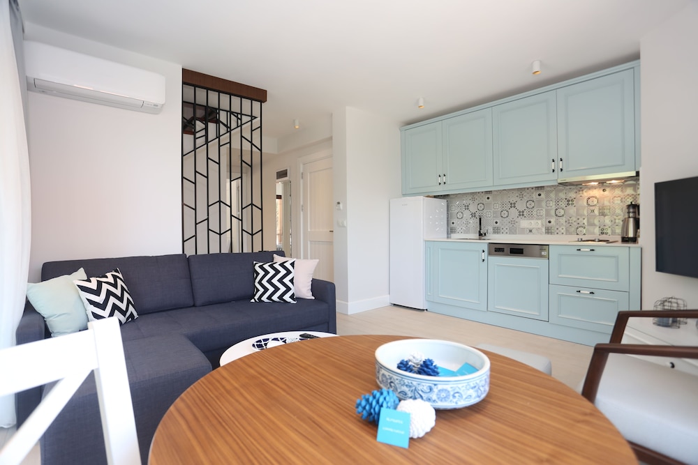 Duplex, 2 Bedrooms, Sea View (404)