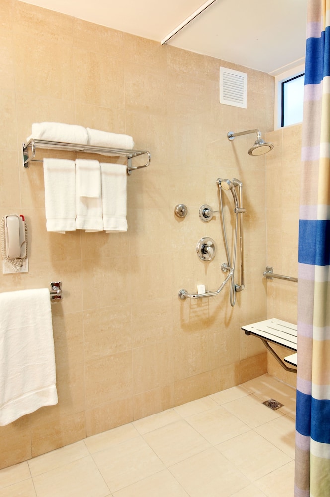 Garden View 1 King Mobility Access Roll In Shower - Photo 6