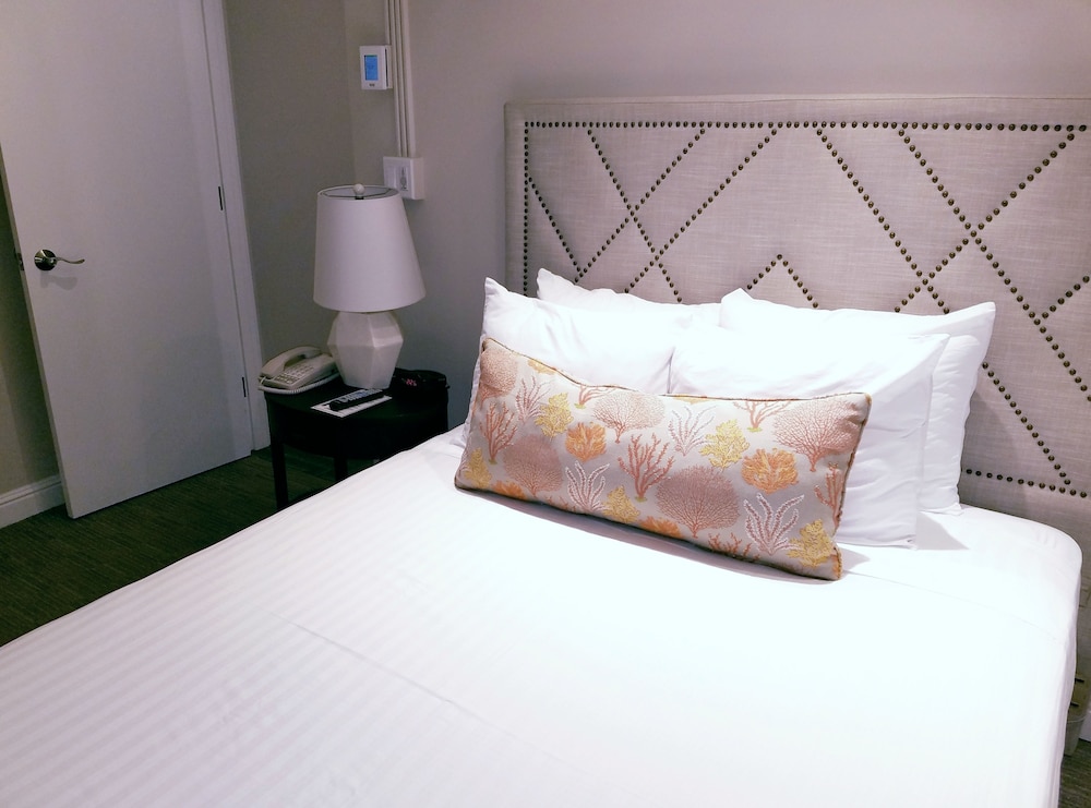 Deluxe Suite, 1 Bedroom, 2 Bathrooms