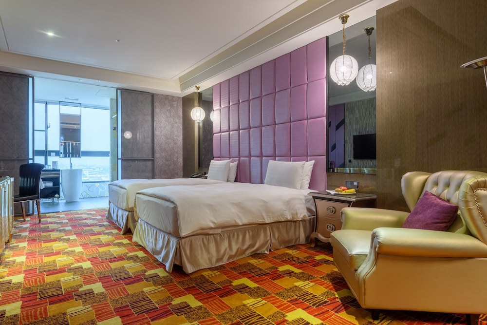 Luxury Twin Room photo 2