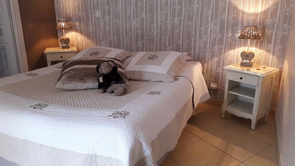Standard Double Room photo 2