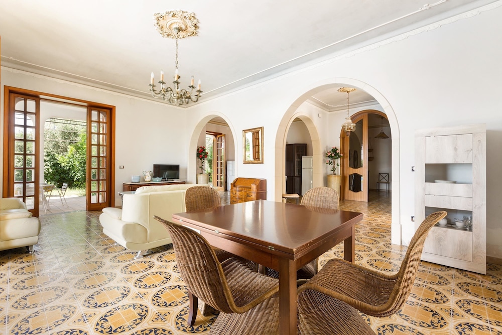 Classic Villa, 3 Bedrooms