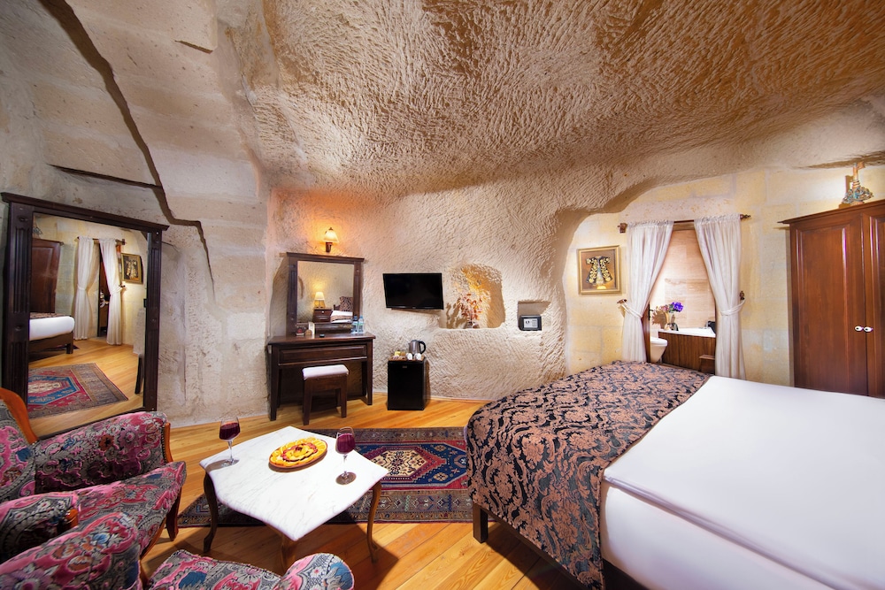 Deluxe Cave Room 202 - Photo 3