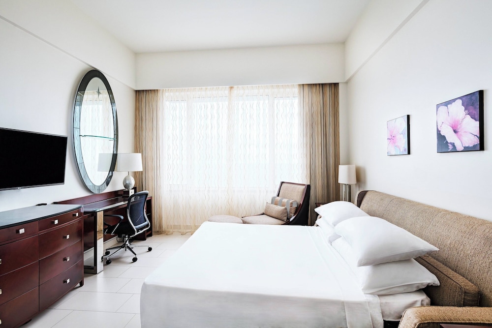 Executive Suite, 1 Bedroom, Ocean View (Executive Level) photo 2