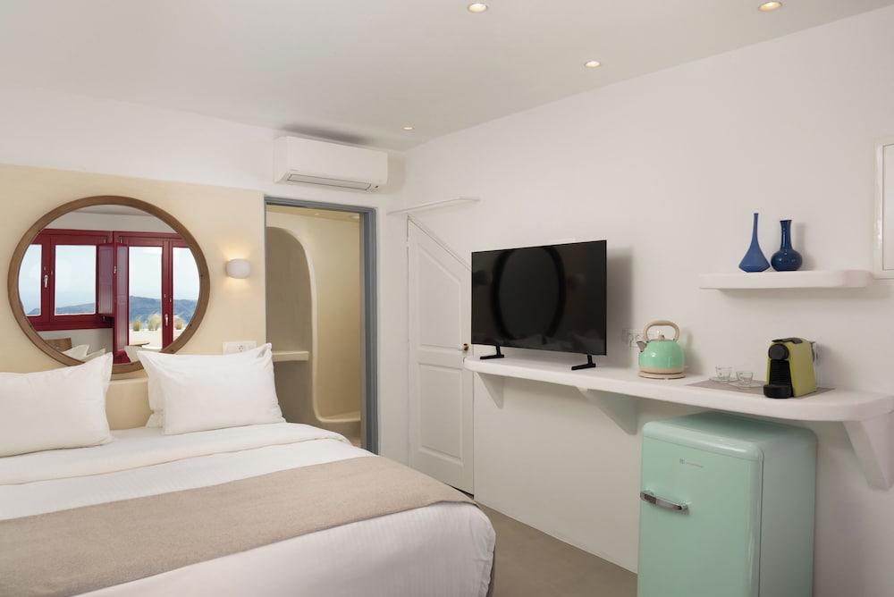 Deluxe Double Room, Sea View - Photo 2