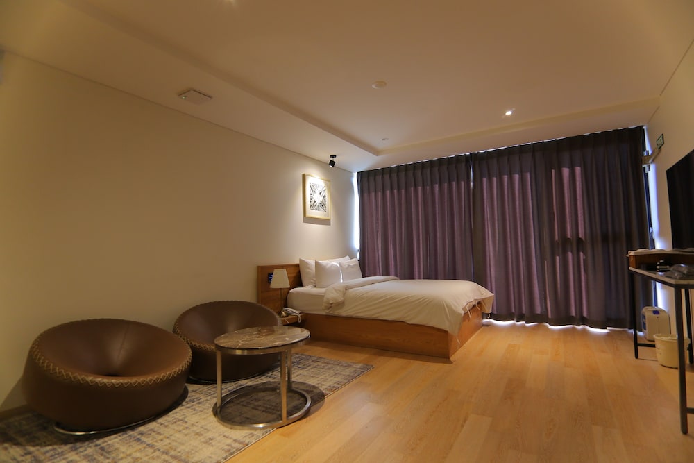 Standard Room - Photo 4
