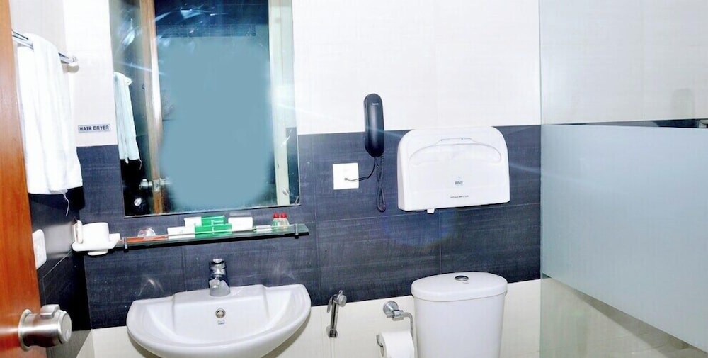 Deluxe Double Room, 1 Double Bed photo 2