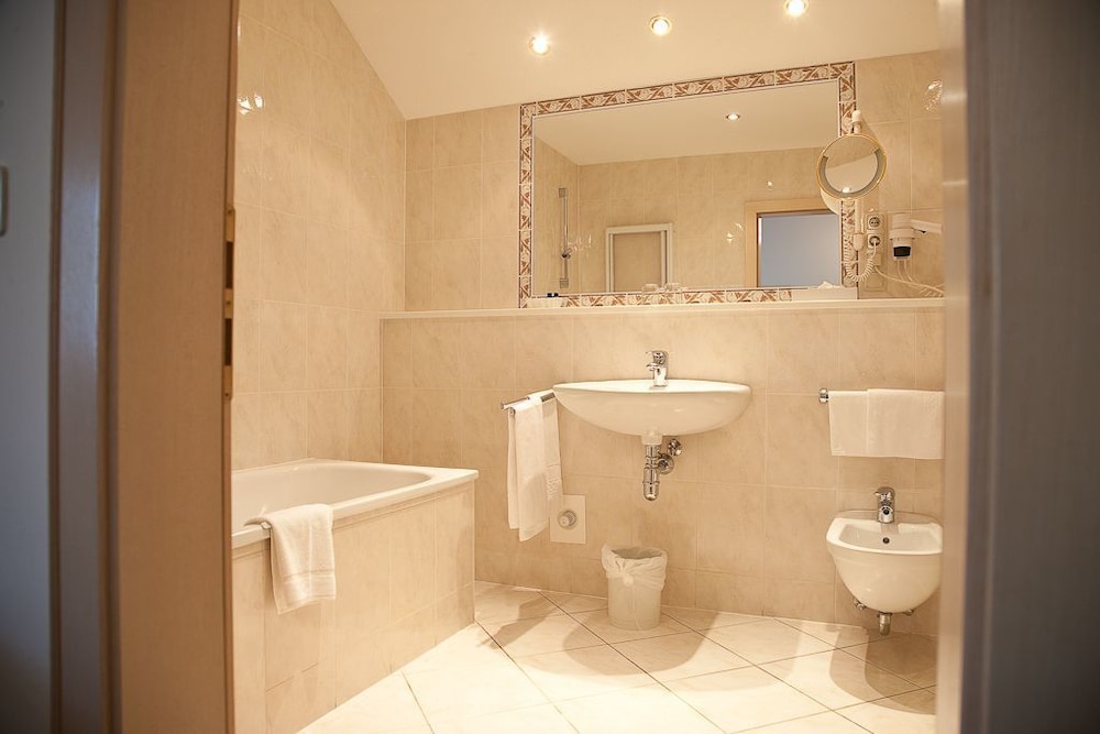 Comfort Double Room - Photo 4